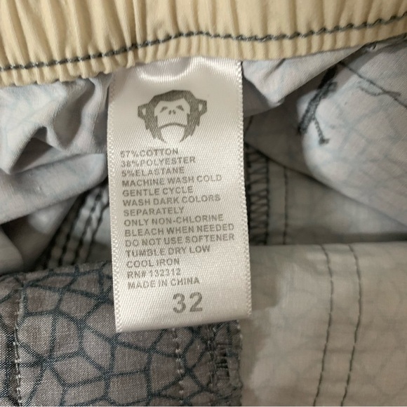 Howler bros Mens gray printed drawstring board shorts 32 - Picture 8 of 9